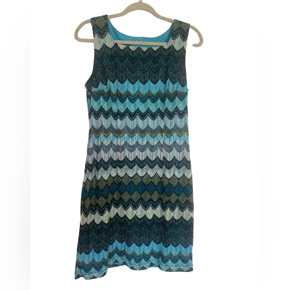 AGB Dress Women’s Size 10 – Multicolor Sleeveless Zigzag Shift Dress | EUC